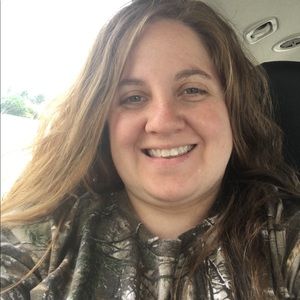 Meet your Posher, Monica